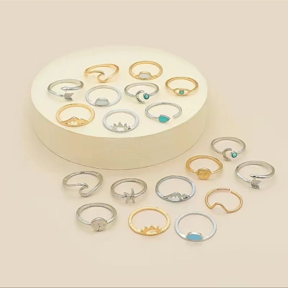 5/$20 sun wave arrow 19 piece ring set - Picture 2 of 2